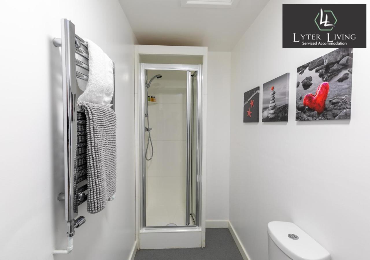 Studio Apartments By Lyter Living Desks & Wifi - Monthly Stays Available 레스터 외부 사진